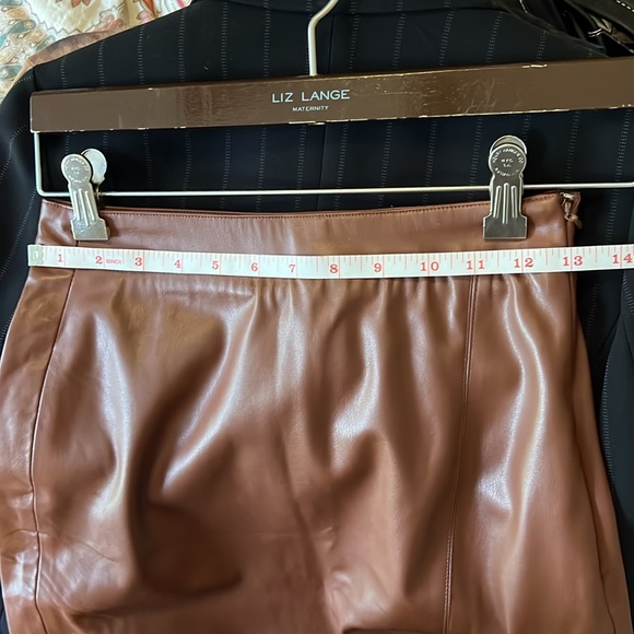 NWOT  JASON WU BROWN FAUX LEATHER SKIRT SZ XS - Picture 10 of 13